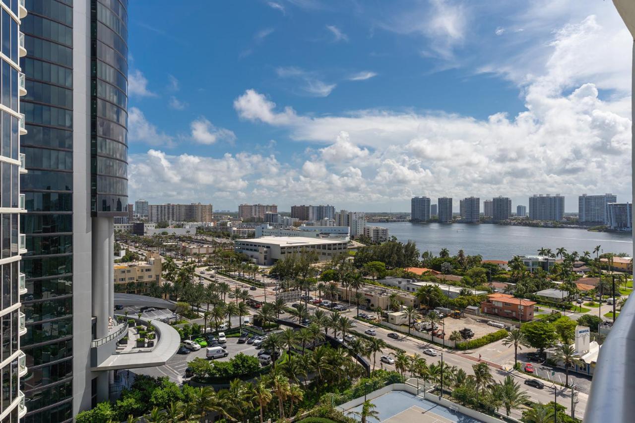 Sunny Isles 1Bdr Sea View And Pool Apartman Miami Beach Kültér fotó